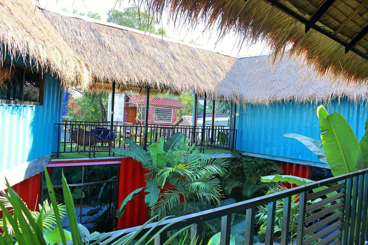 Jurassic Garden Hotel Sihanoukville Exterior photo