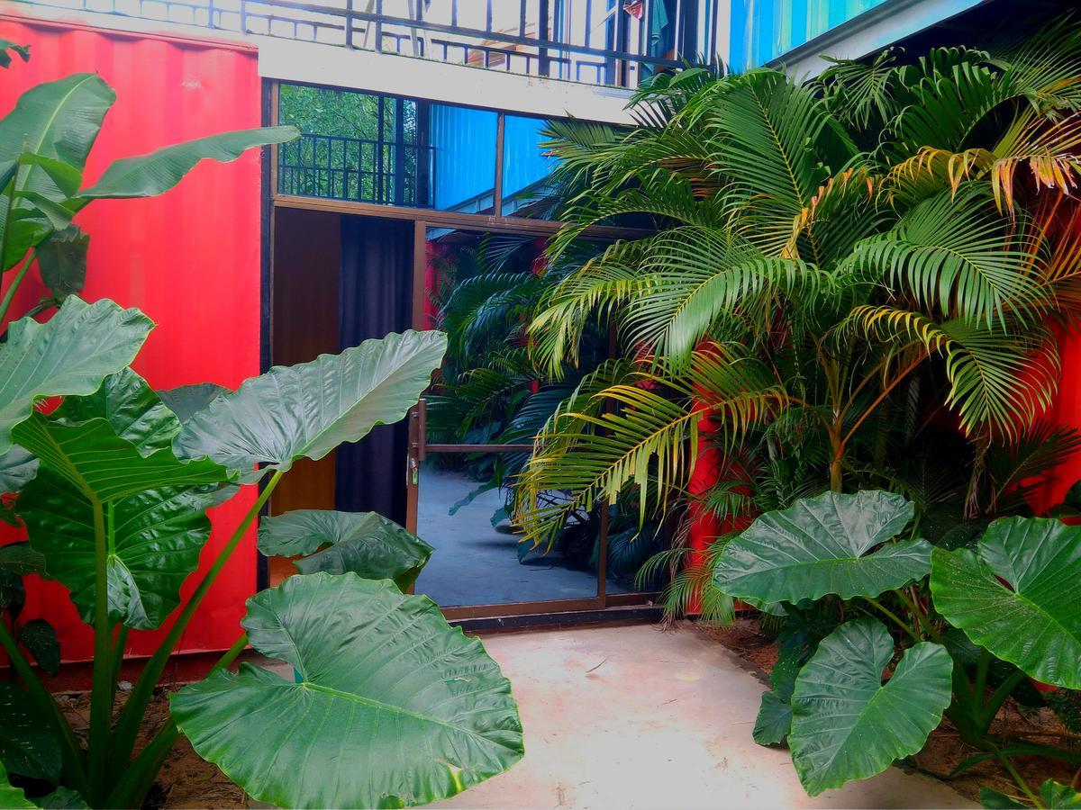 Jurassic Garden Hotel Sihanoukville Exterior photo
